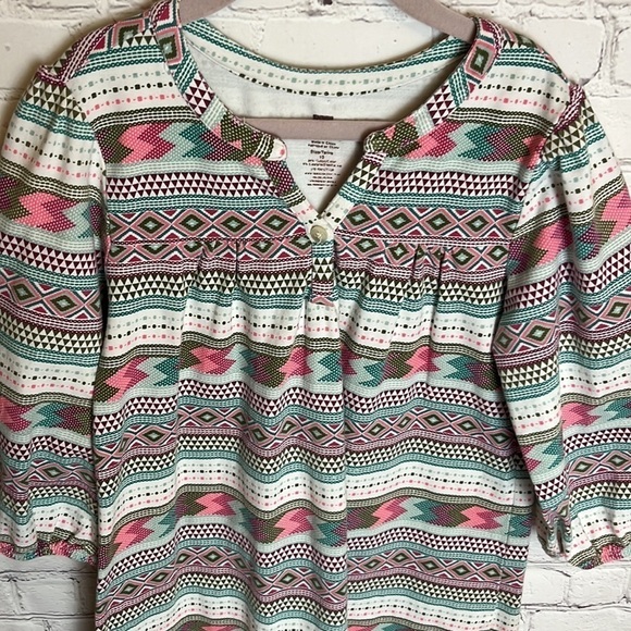 Tea Collection Catamarca Puff Sleeve Henley Dress - Picture 2 of 11